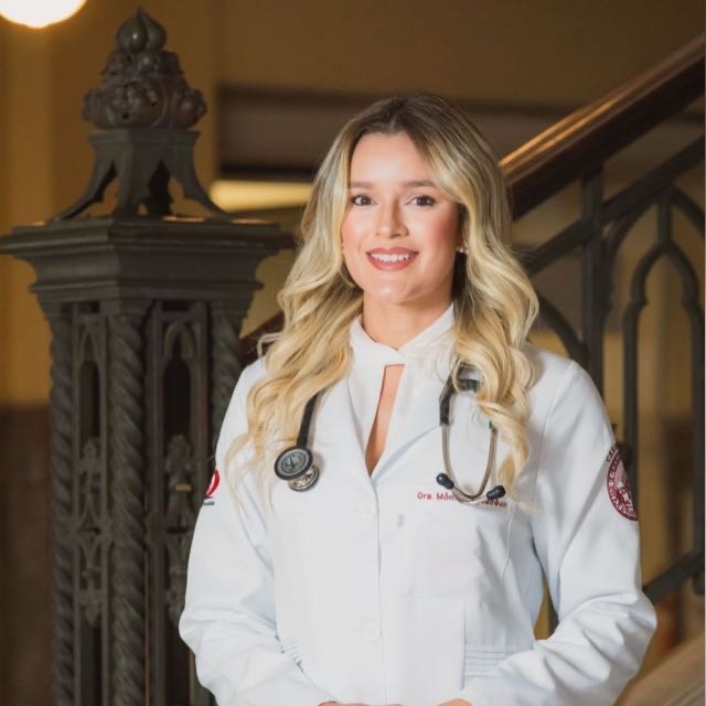 M�nica Figuer�do